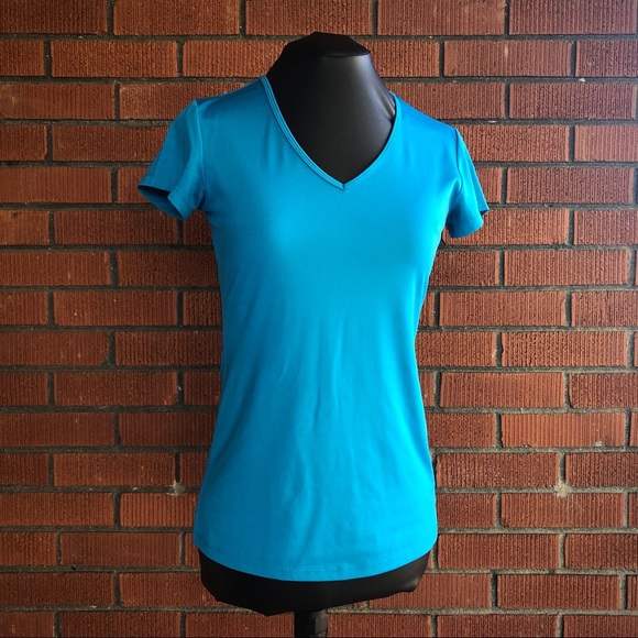 Fila Athletic T shirt - Picture 1 of 10